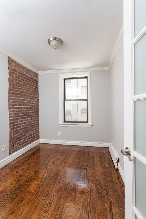 Building Photo - 218 Avenue A