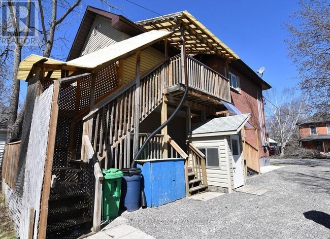 Building Photo - 509 Parnell St