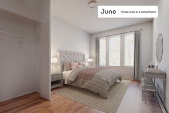 Building Photo - Room in Shared 4 bed/1 bath home