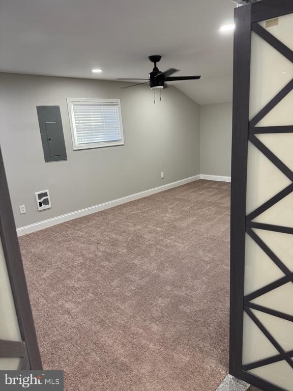 Building Photo - 129 Pheasant Ln