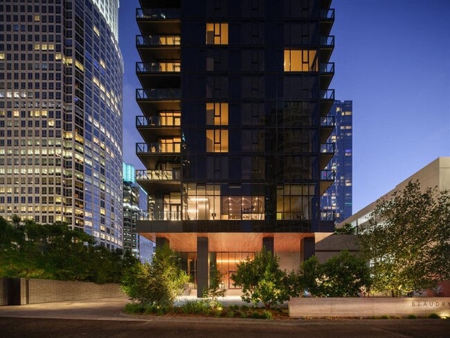 Building Photo - Beaudry