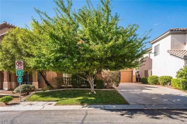 Building Photo - 5989 Lamotte Ave