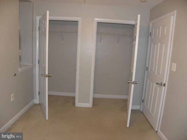 Foto del edificio - 1308 Clifton St NW