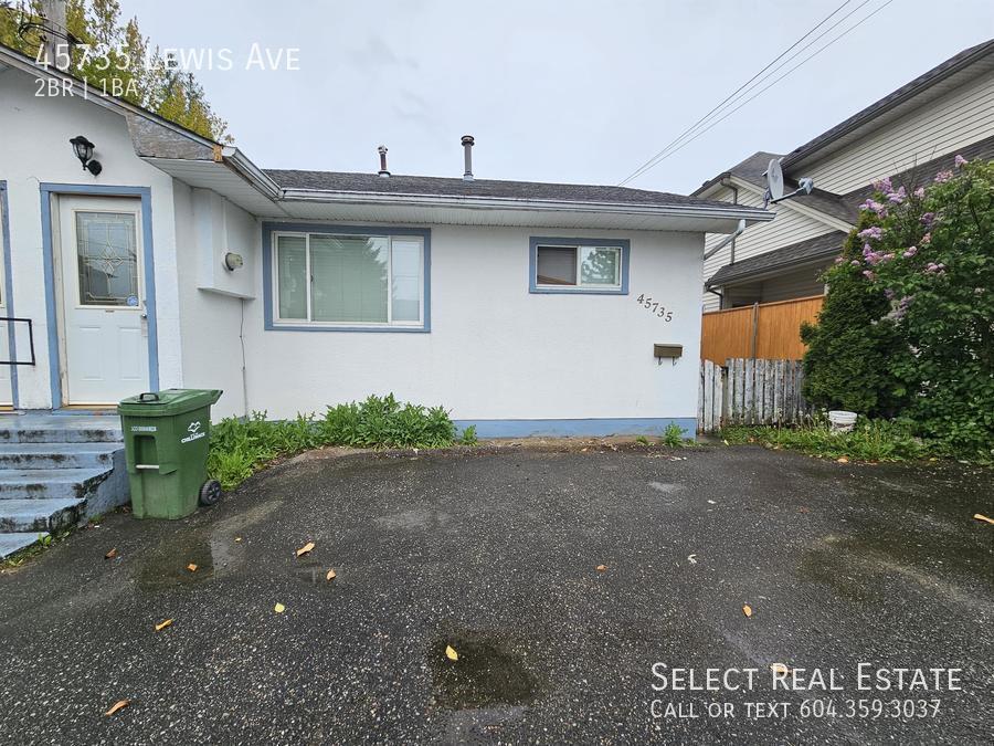 Primary Photo - 45735 Lewis Ave
