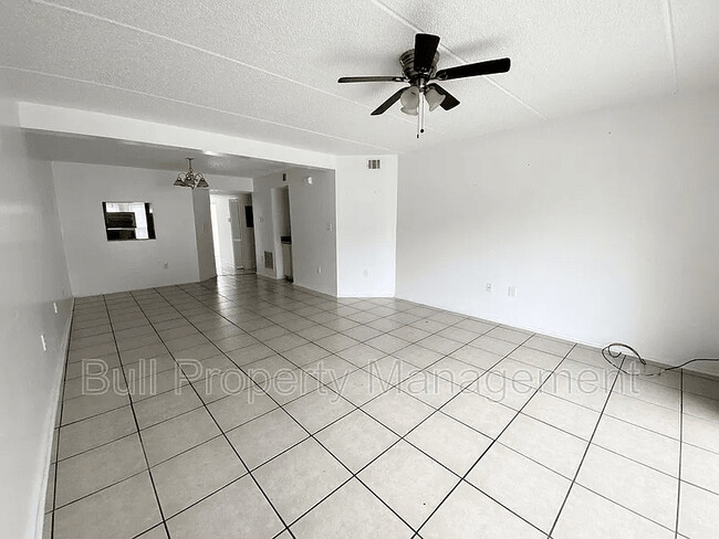 Photo - 6503 Dumont Ave Apartment