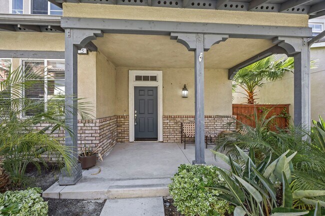 Building Photo - Beautiful detached condo in Painted Trails!