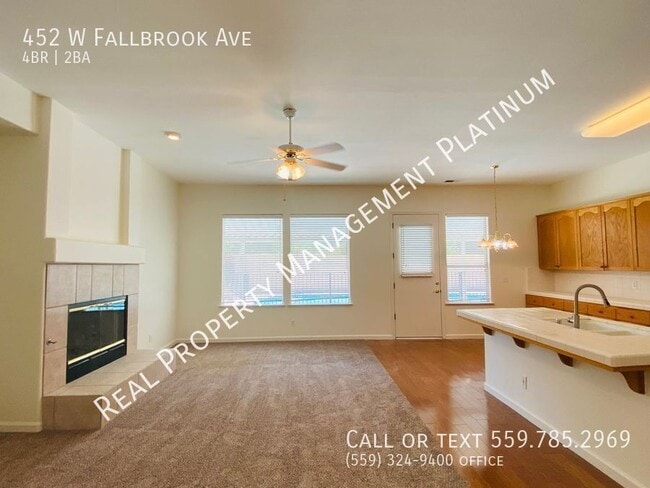 Foto del edificio - 452 W Fallbrook Ave