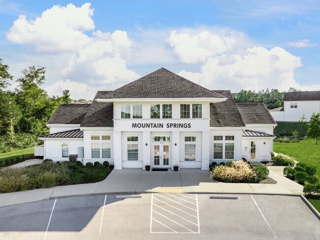 Foto del edificio - 5049 Mountain Springs Road
