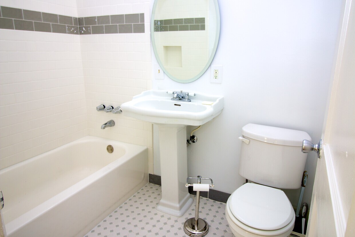 Foto principal - 50 NW Henry Dr