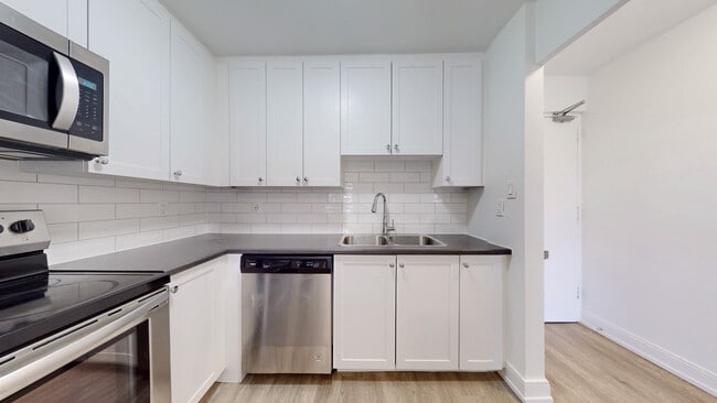 Building Photo - Beaverbrae Apartments