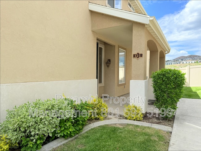 Building Photo - 1688 W 3180 N