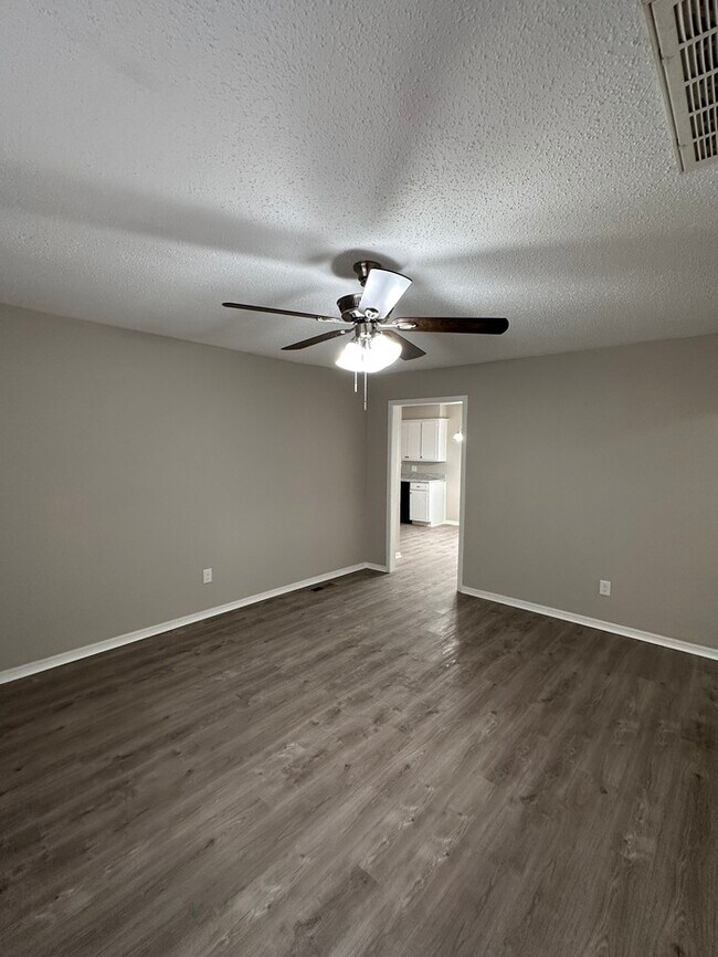 Foto del edificio - 220 Bainbridge Ave. Oklahoma City OK 73114