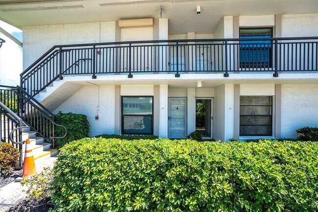 Foto del edificio - 6210 Sun Blvd