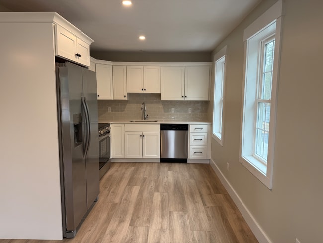 Photo - 480 Wareham St Townhome