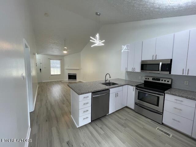 Foto del edificio - 610 Shadywood Ln