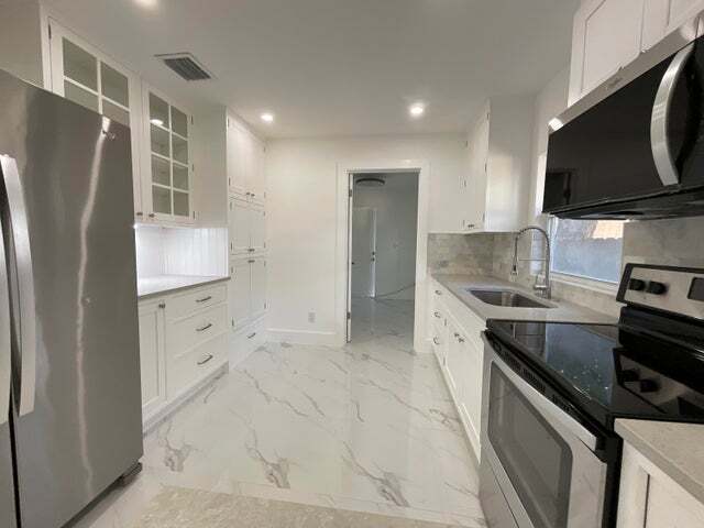 Foto del edificio - 700 Tallapoosa St