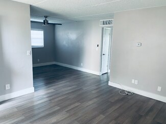 Building Photo - 6525 Deeb St