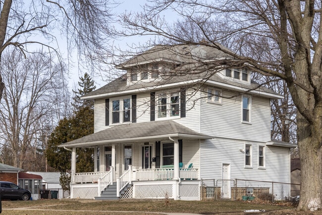 Some homes in Oak Park have large covered front porches.