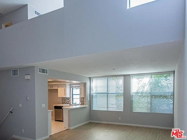 Building Photo - 1610 Camden Ave