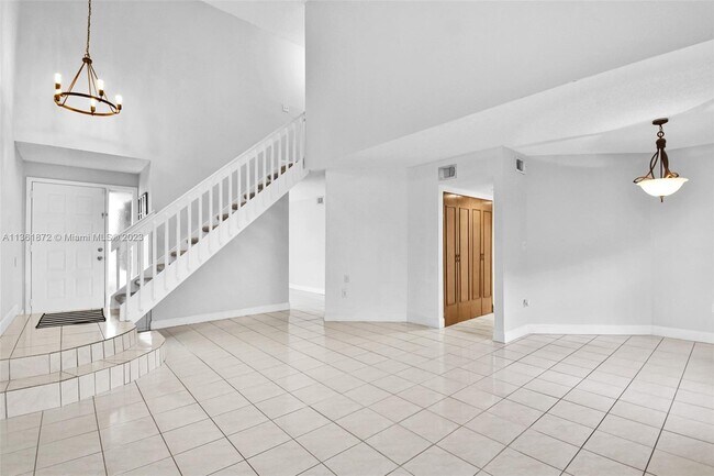 Building Photo - 11243 SW 9th Ct