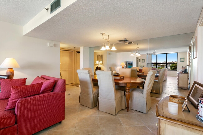 Building Photo - 1748 Jupiter Cove Dr