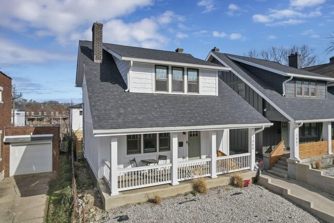 Building Photo - 1466 Hamlet St