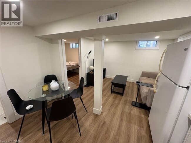 Building Photo - 174 East Avenue N