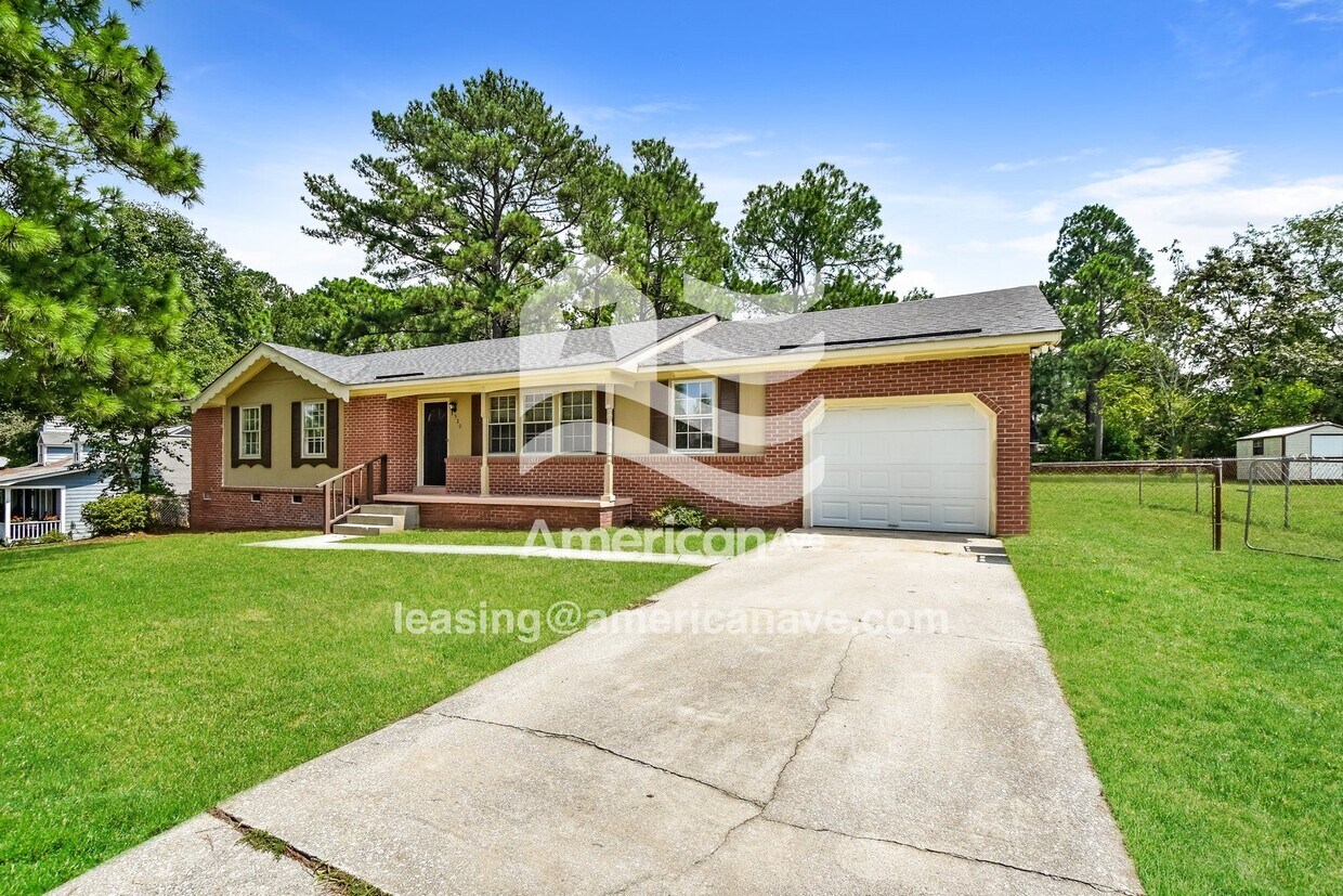 Foto principal - 520 Greensprings Dr