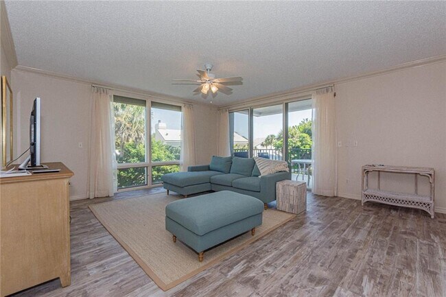 Building Photo - 2-5A1a Florida A1A