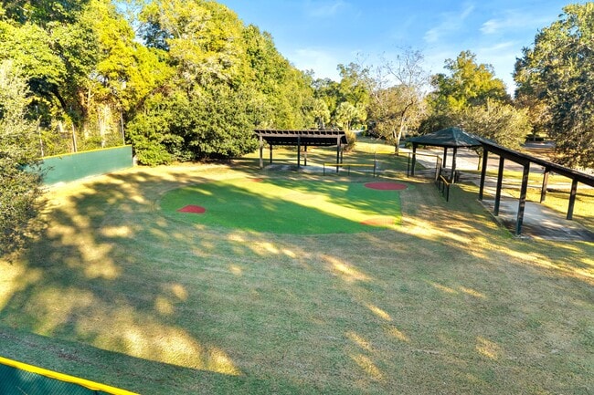 Building Photo - 327 Nandina Loop