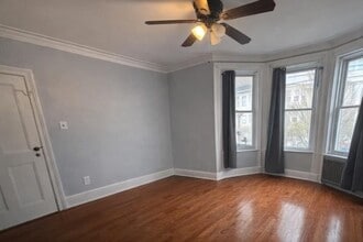 Building Photo - 21 49th St