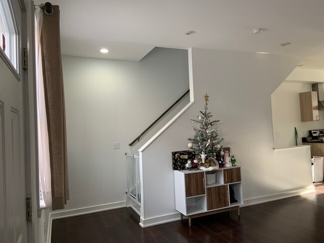 Foto del edificio - 2995 Livingston St