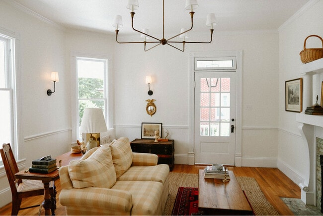 Building Photo - 200 Mitchell Ave