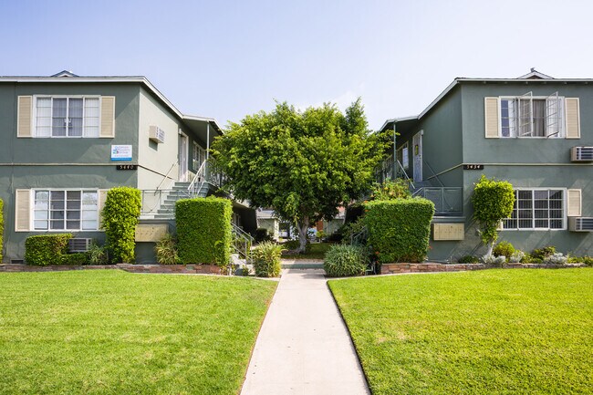 Building Photo - 5440 Willowcrest Ave