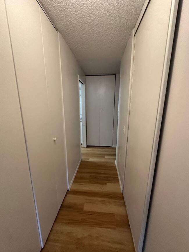 Foto del edificio - Lovely Bellevue Condo!