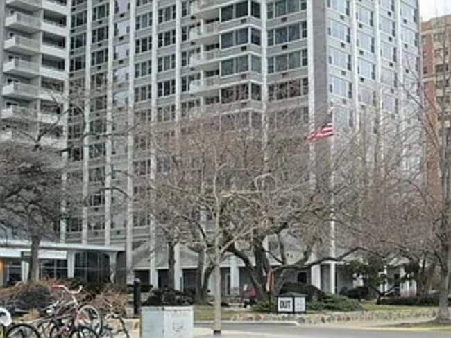 Photo - 4250 N Marine Dr Apartment