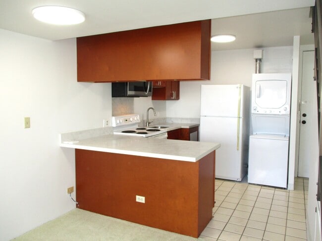 Building Photo - 739 Hausten St