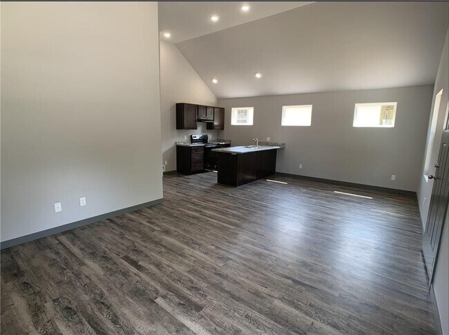 Foto del edificio - 615 S Wright St