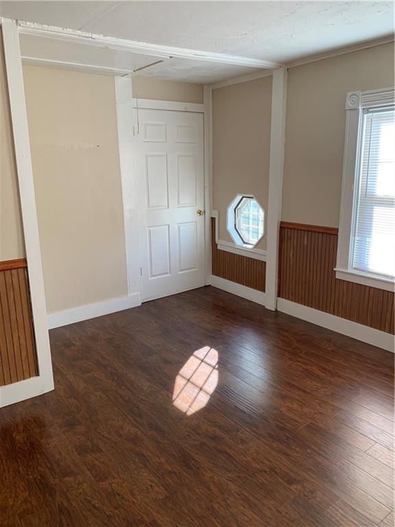 Foto del edificio - 14 Wallace Ave