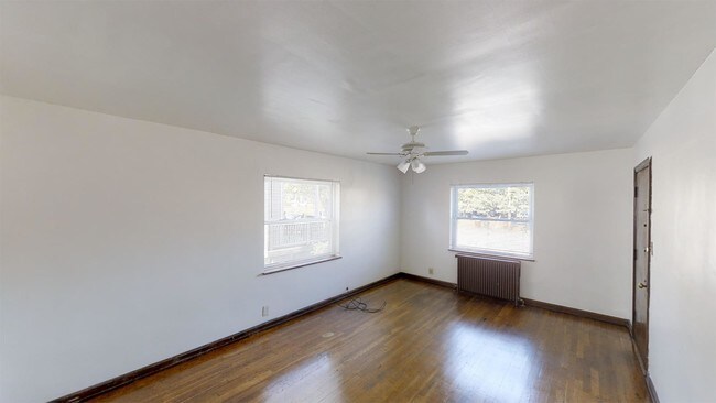 Building Photo - 4220 Forest Ave