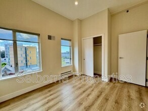 Building Photo - 1401 Jackson St