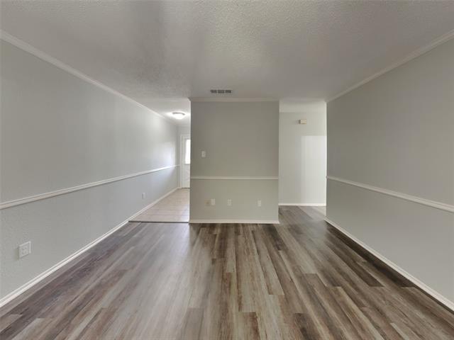 Foto del edificio - 918 Harrington Dr