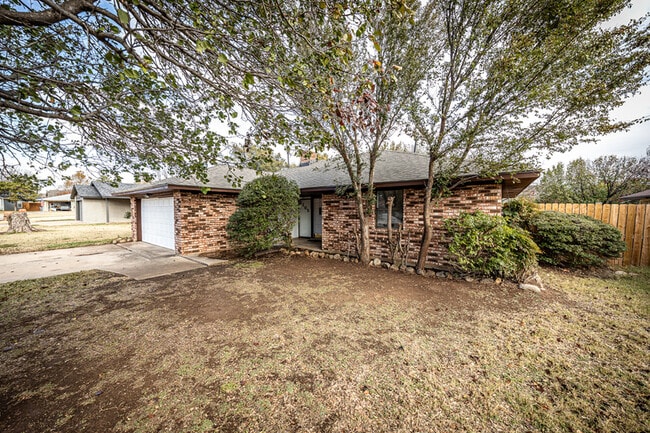 Foto del edificio - 2105 NW 54th St