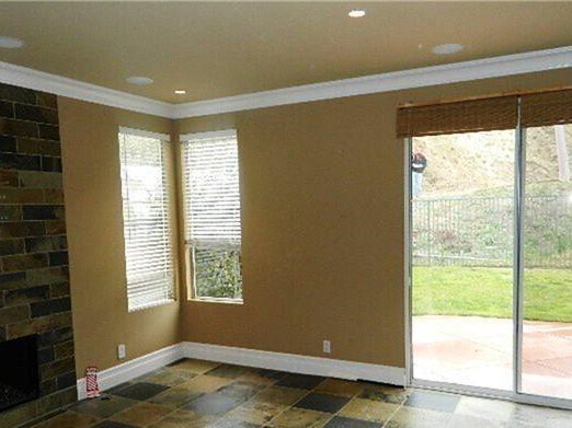 Foto principal - BEAUTIFUL MOUNTAIN VIEW 4BED/3BATH PLUS DE...