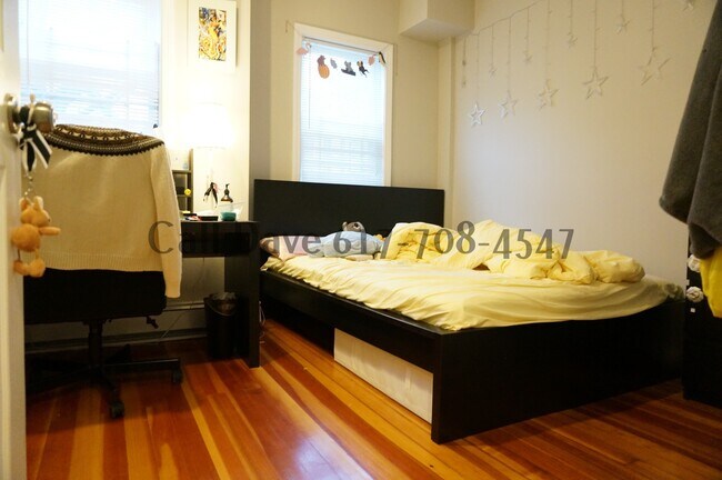 Foto del edificio - 115 Glenville Ave