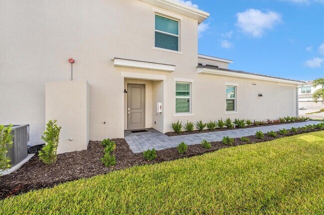 Foto del edificio - 12640 Radiance Ct