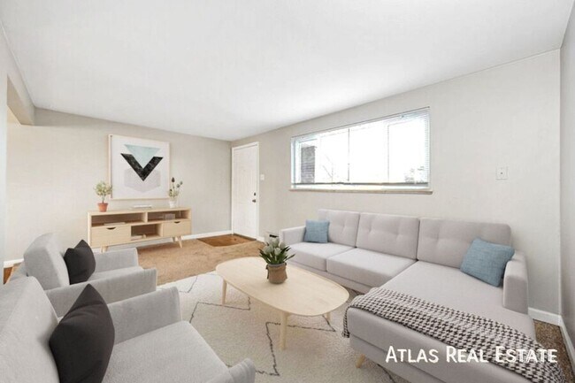 Foto del edificio - 7157 Stuart St