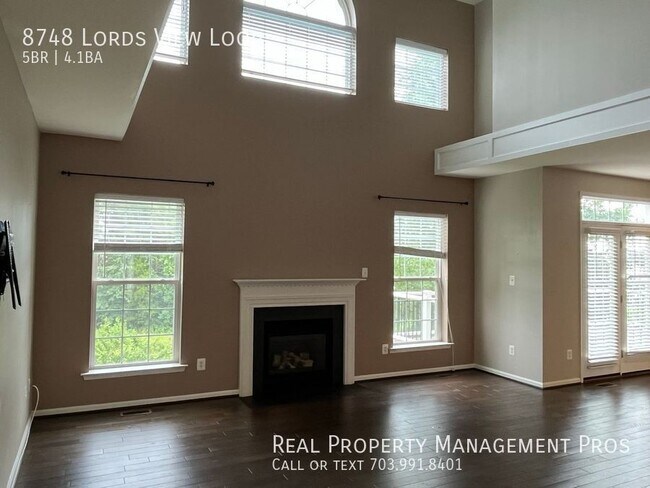 Foto del edificio - 8748 Lords View Loop