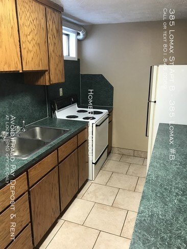 Building Photo - 385 Lomax St