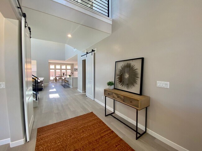 Building Photo - 5 br, 2.5 bath House - 661 N Sandy Talus D...